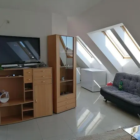 Natasa 3 Apartment