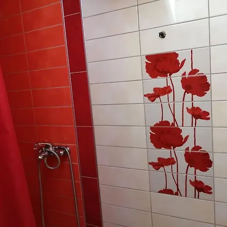 Natasa 3 Apartment *