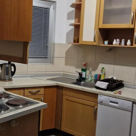 Natasa 3 Apartment *